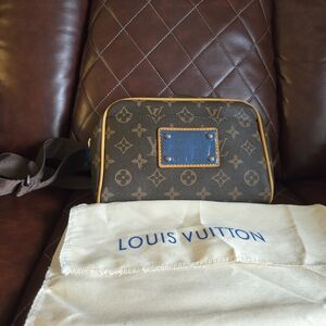 Louis Vuitton NWOT Monogram Brown Belt Bag